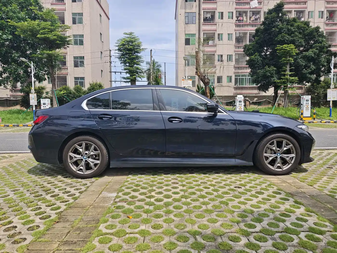 BMW i3 2024 eDrive 35 L фото 4