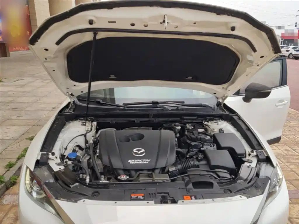 Фото 20 - Mazda CX-4