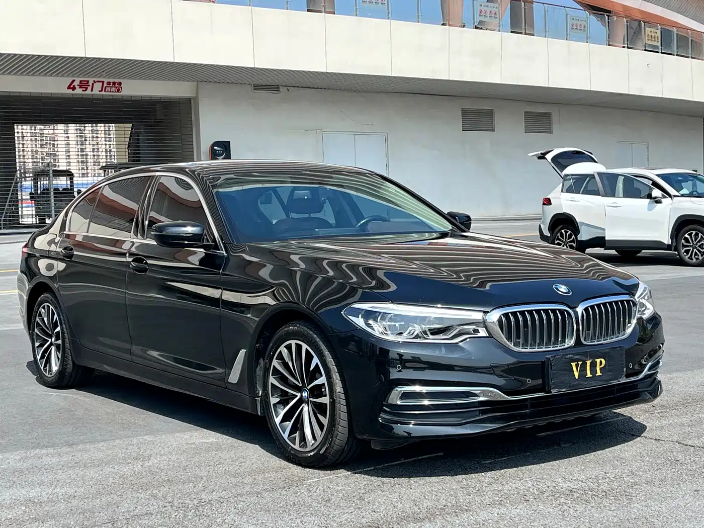 BMW 5 Series 2020 530Li Leading Luxury Package фото 3