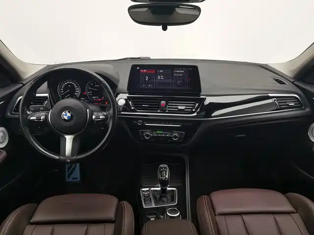 BMW 1 Series 2023 125i M Sport Shadow Edition — фото 5
