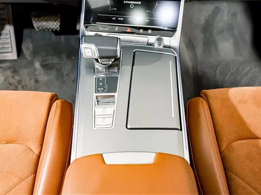 Audi A7L 2024 45 TFSI Luxury фото 12