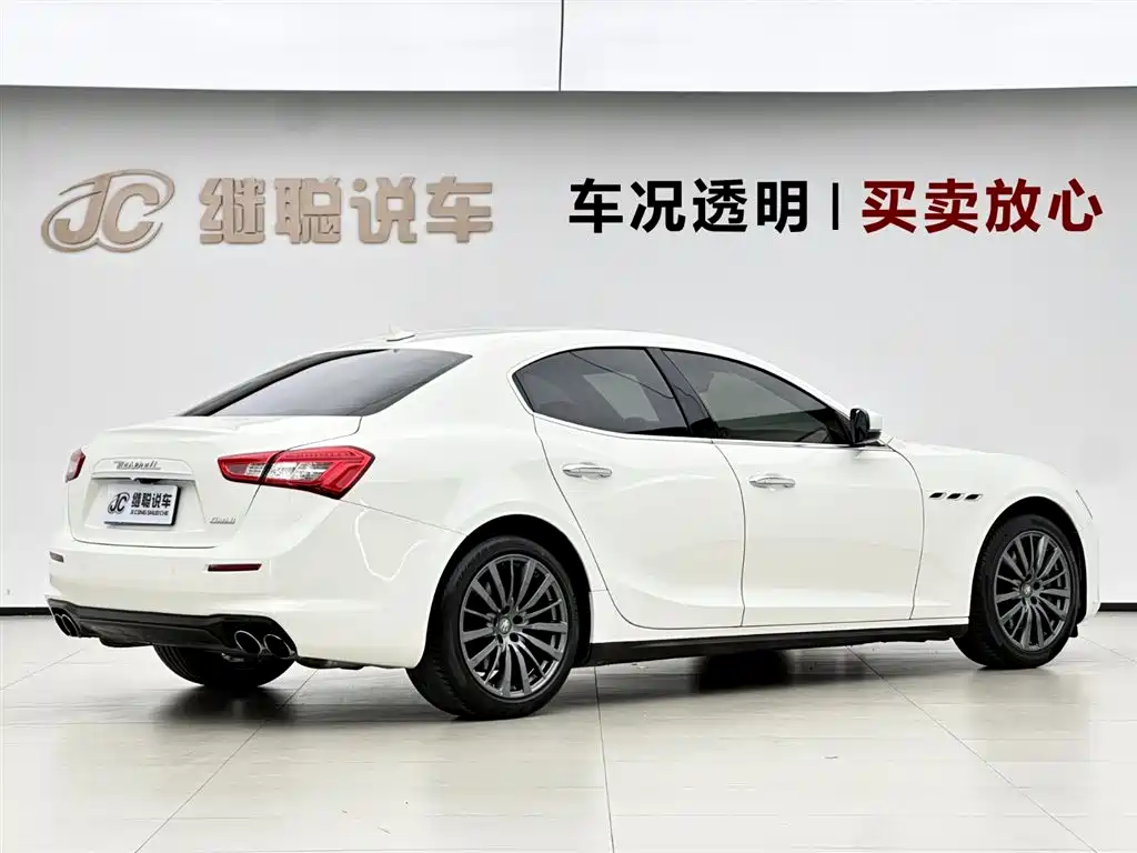 Photo 5 - Maserati Ghibli