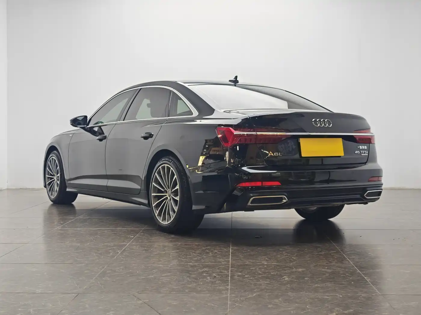Audi A6L 2020 40 TFSI Luxury Dynamic фото 4