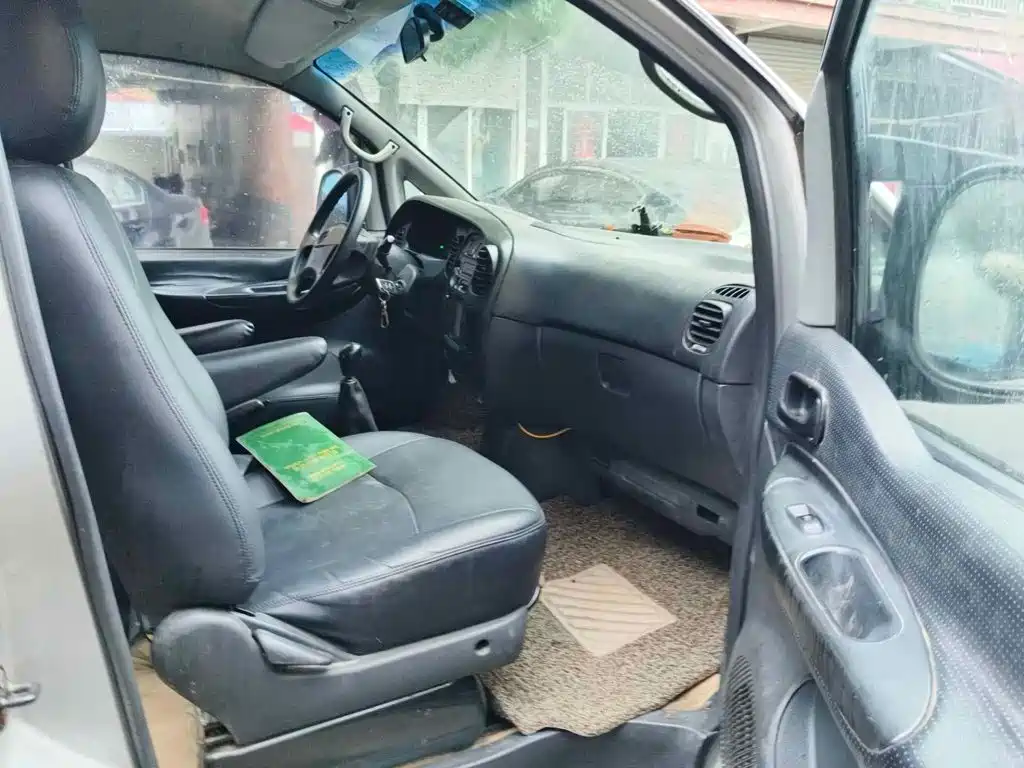 JAC Motors Refine 2014 2011 Model 2.0L Shuttle Gasoline Comfort Edition HFC4GA3