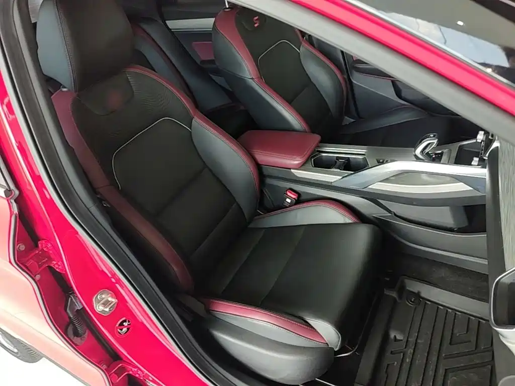 Geely Binyue 2018 2019 Sport 260T DCT Battle China V