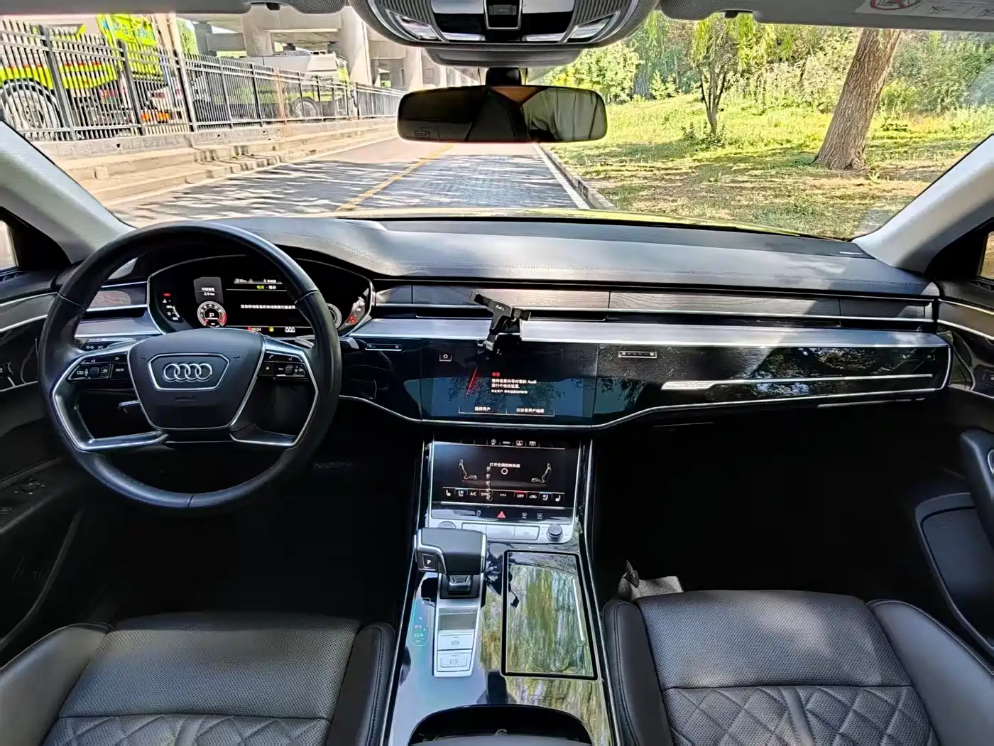Audi A8 2021 A8L 50 TFSI quattro Comfort фото 6
