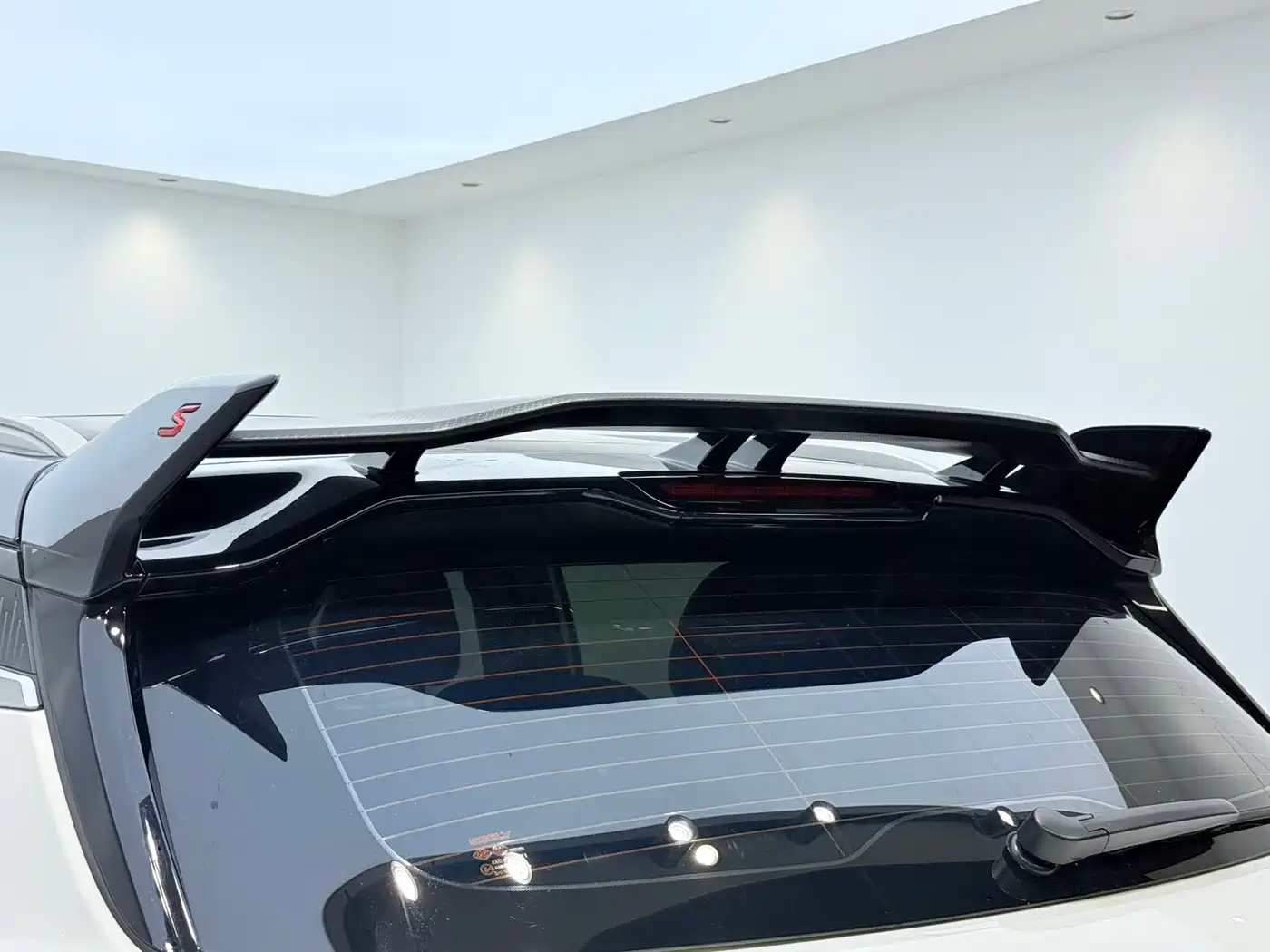 Фото 15 - Geely Coolray