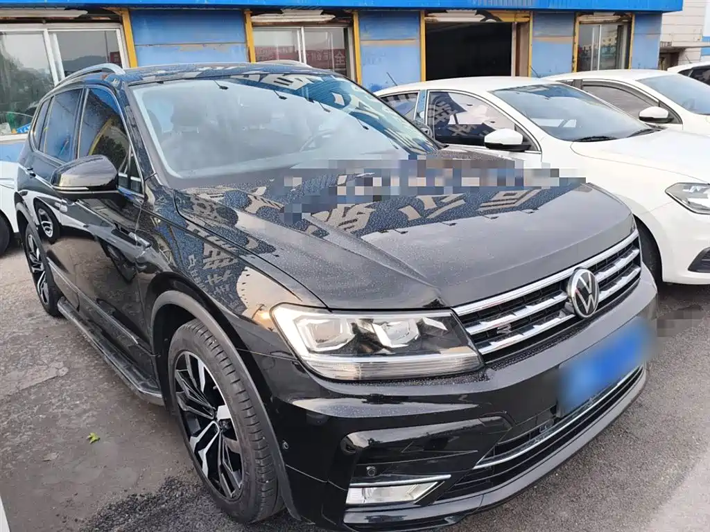Volkswagen Tiguan L 2021 330TSI Automatic 2WD R-Line Premium фото 24