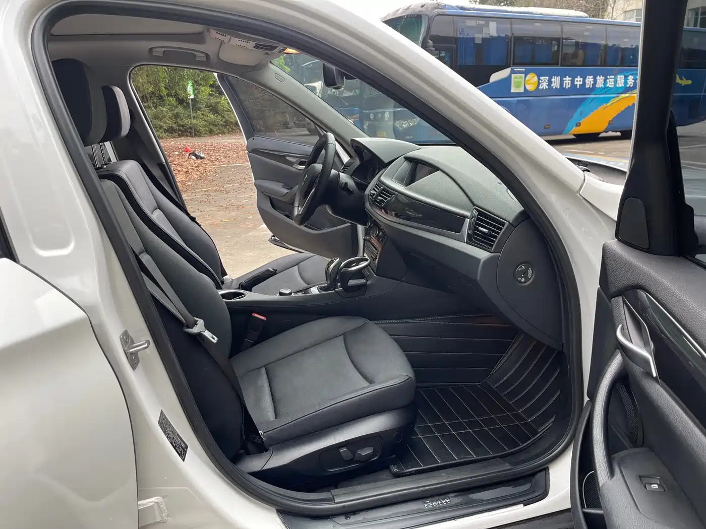 BMW X1 2015 Model sDrive18i Leading Advanced Edition фото 9