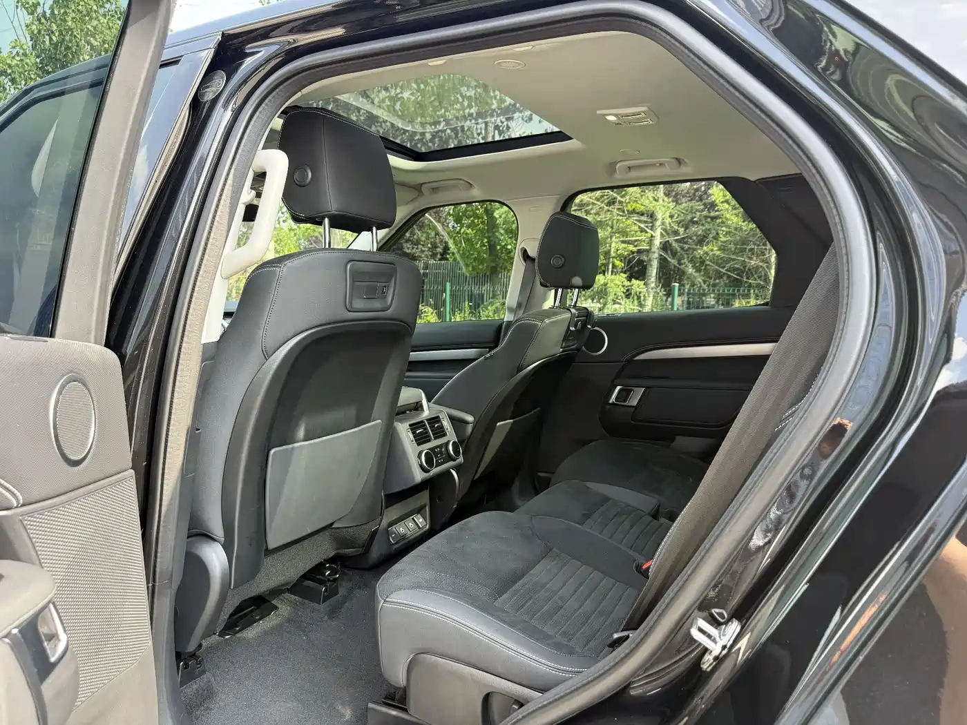 LAND ROVER DISCOVER