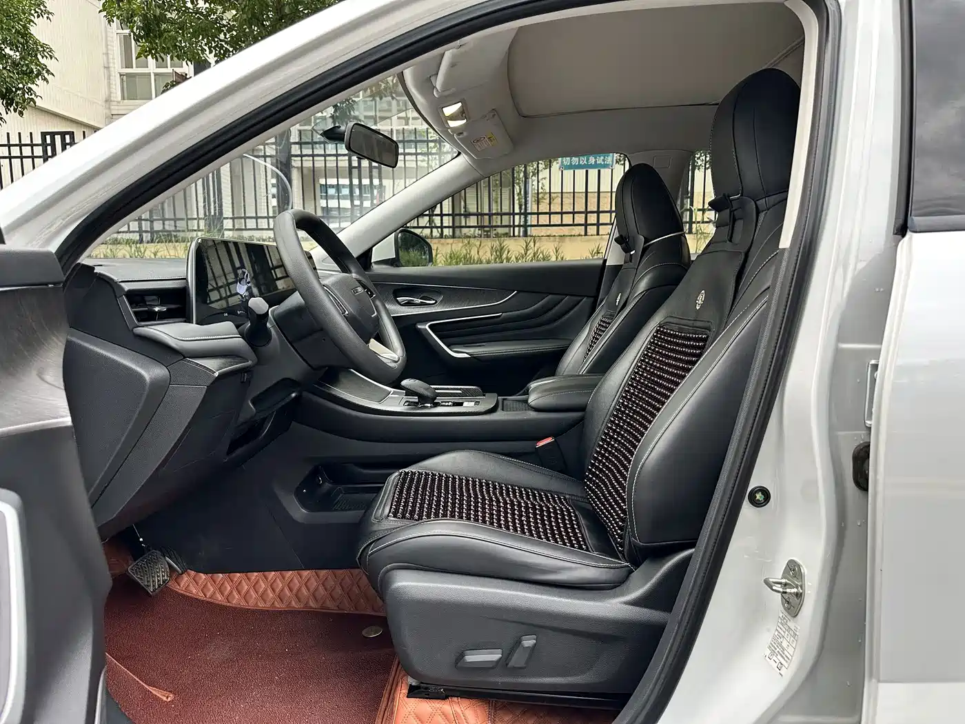 Venucia Big V 2022 2021 260T Idol Edition
