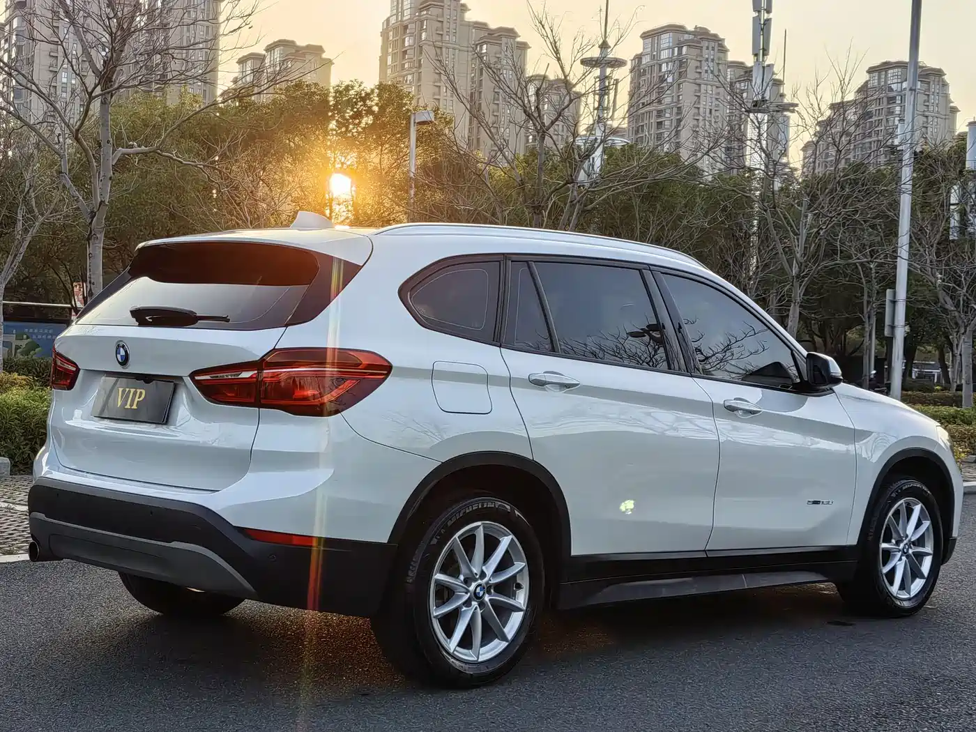 BMW X1 2018 sDrive18Li Fashion Model фото 4