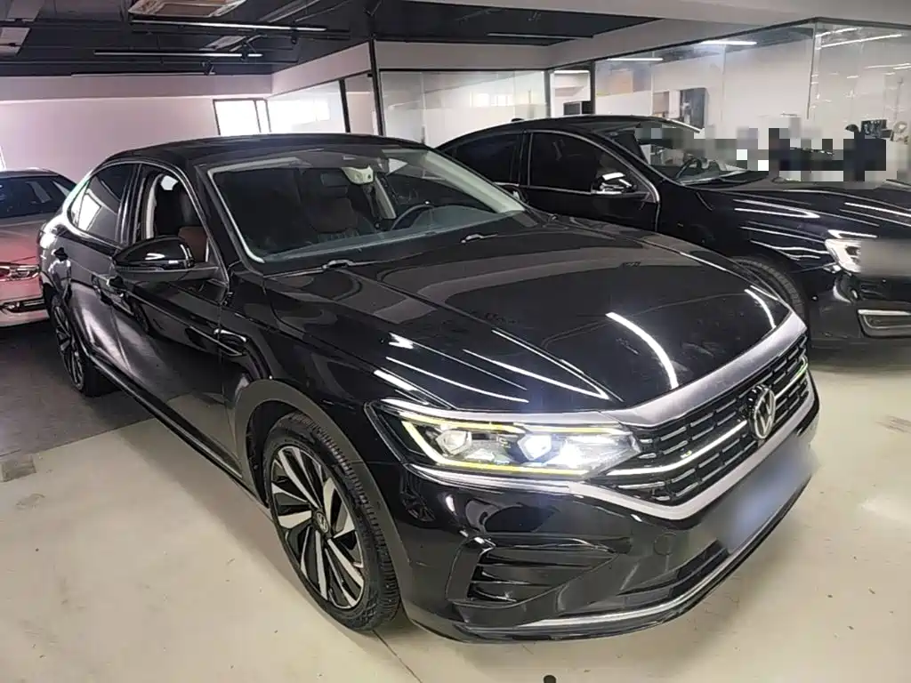 Photo 4 - Volkswagen Passat