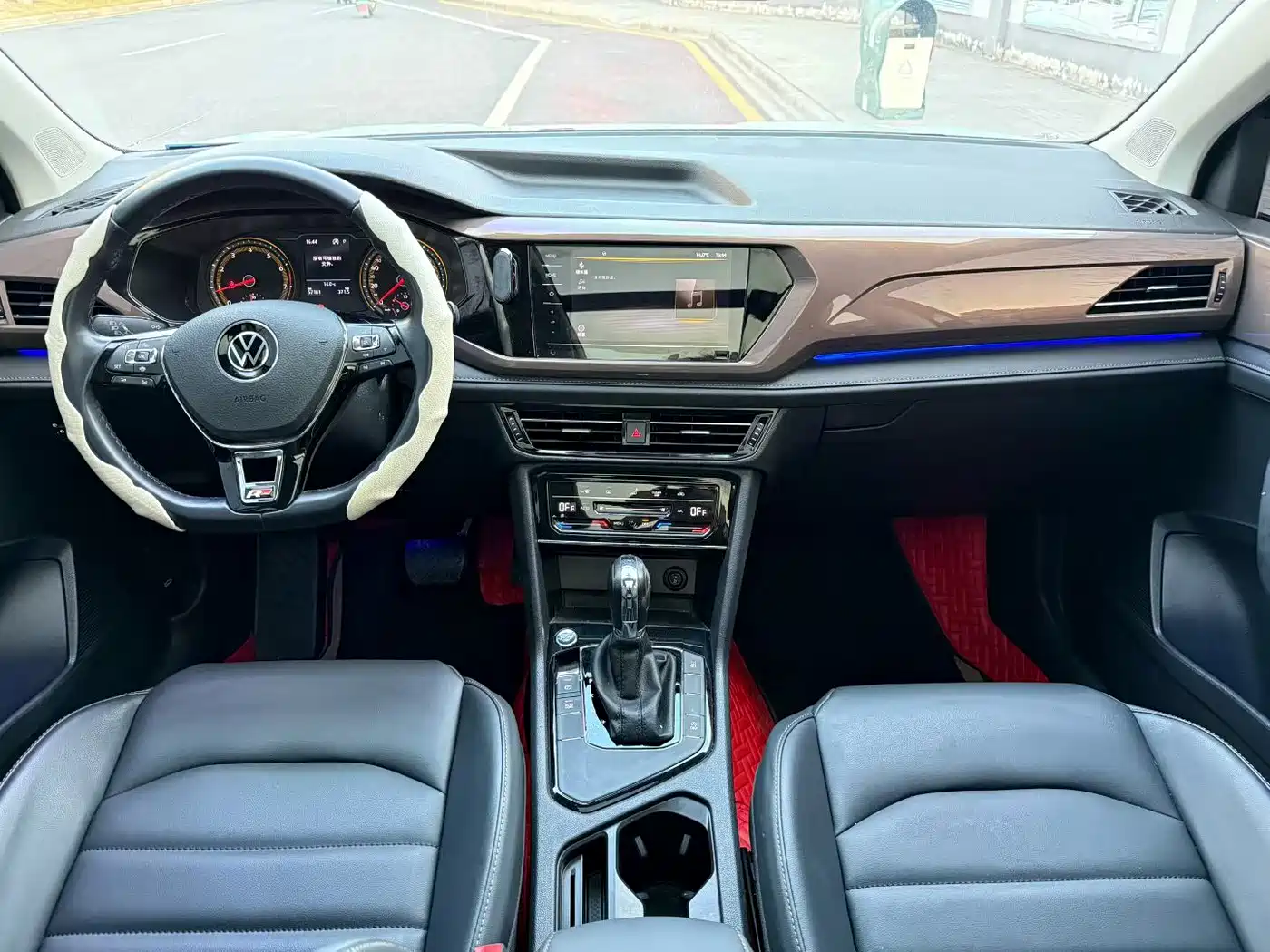 Volkswagen Tharu 2021 Model 280TSI 2WD Comfort Edition фото 5