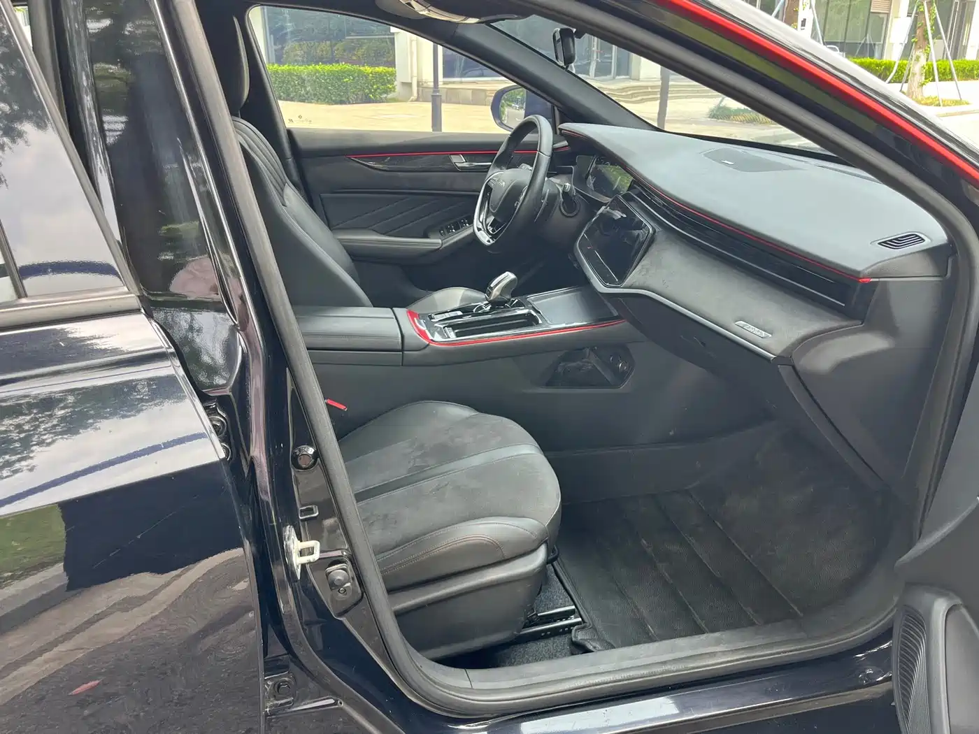Dongfeng Aeolus Yixuan MAX 2022 2022 1.5T Ultra Cool Dad Edition