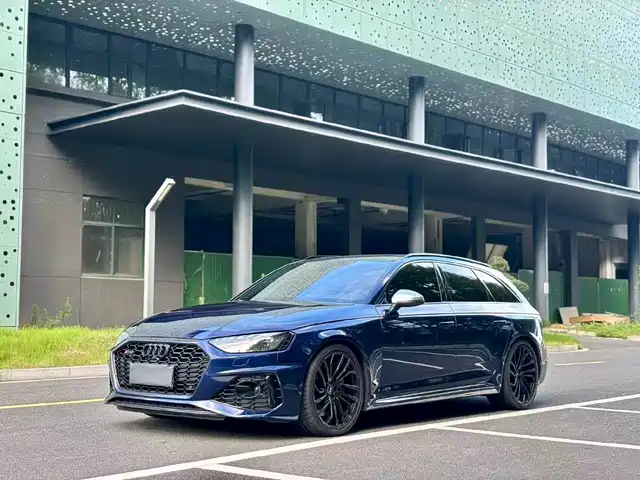  Audi Audi RS 4 2021 RS4 Avant Obsidian Edition