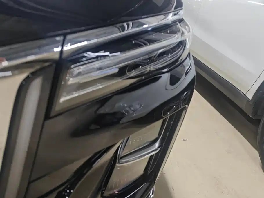 2026 Hongqi H5