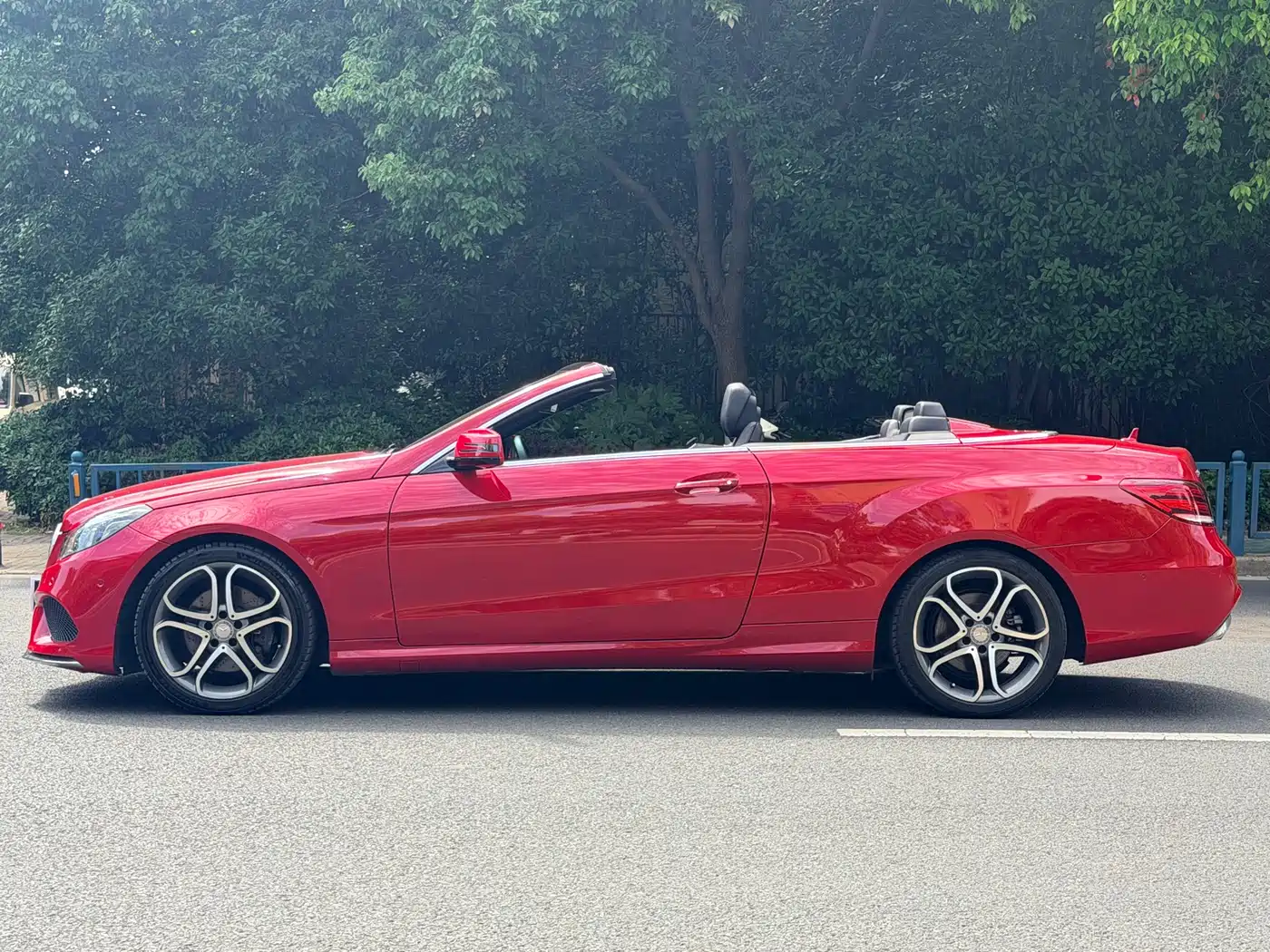 Mercedes-Benz E-Class (Import) 2014 E 260 Convertible Coupe фото 8