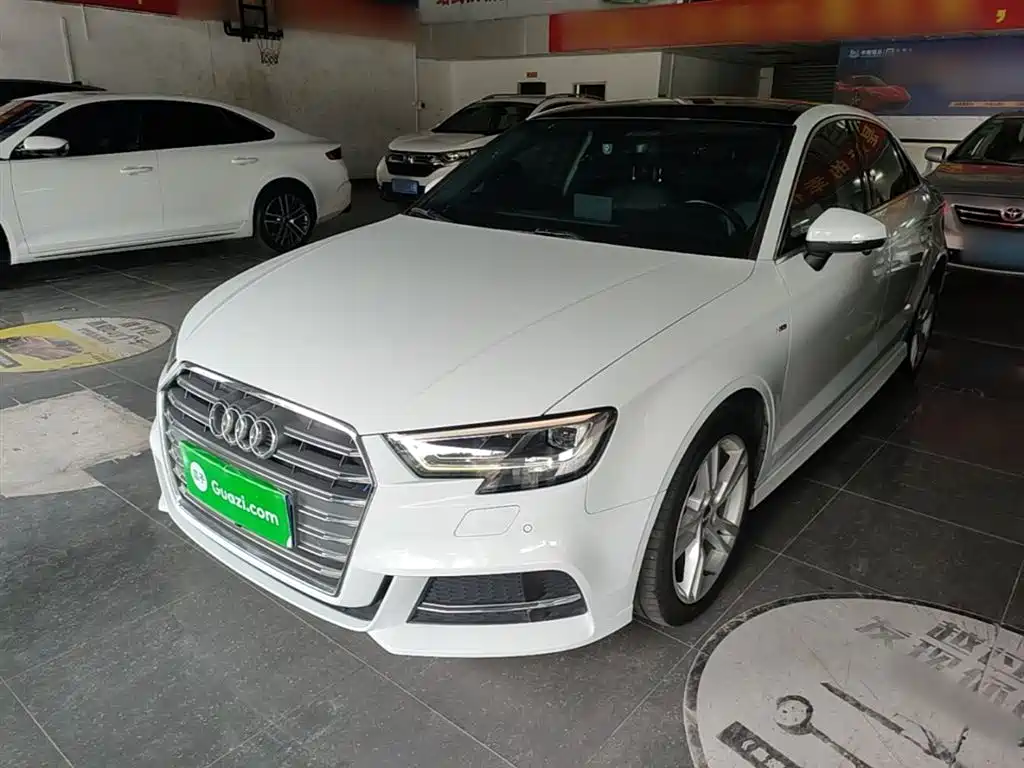 Audi A3 2020 Limousine 35 TFSI Fashion China VI фото 2