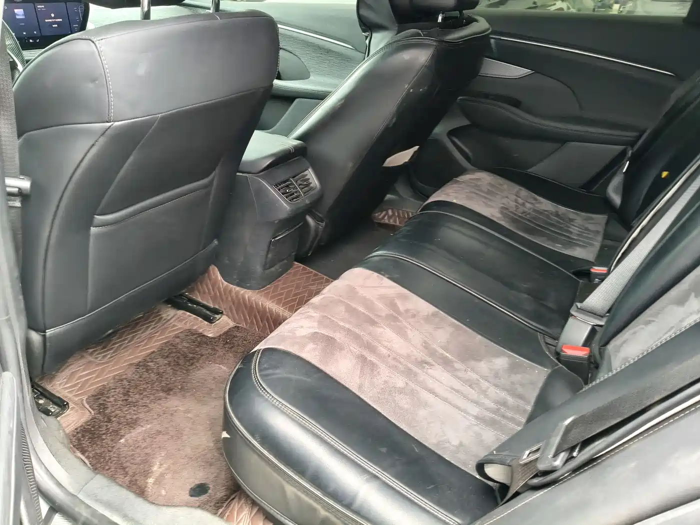 Buick LaCrosse 2023 28T Premium Edition фото 9