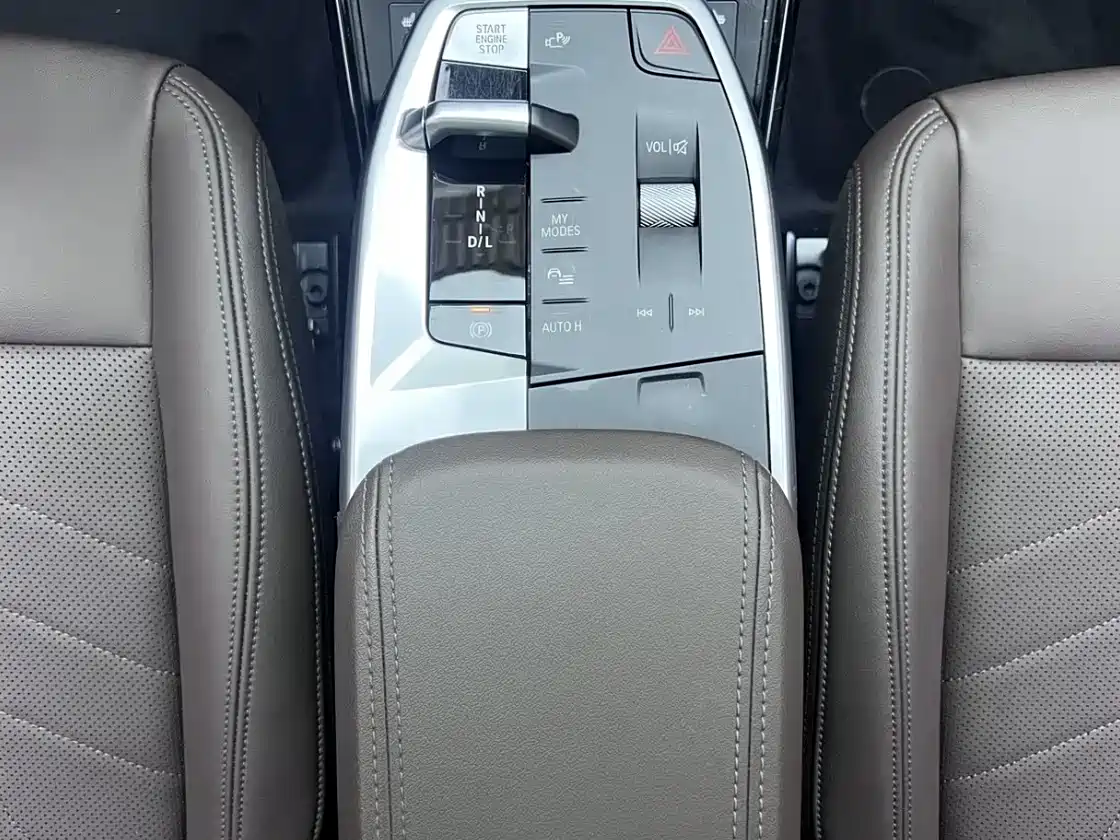 BMW X1 2023 sDrive20Li X Design Package фото 12