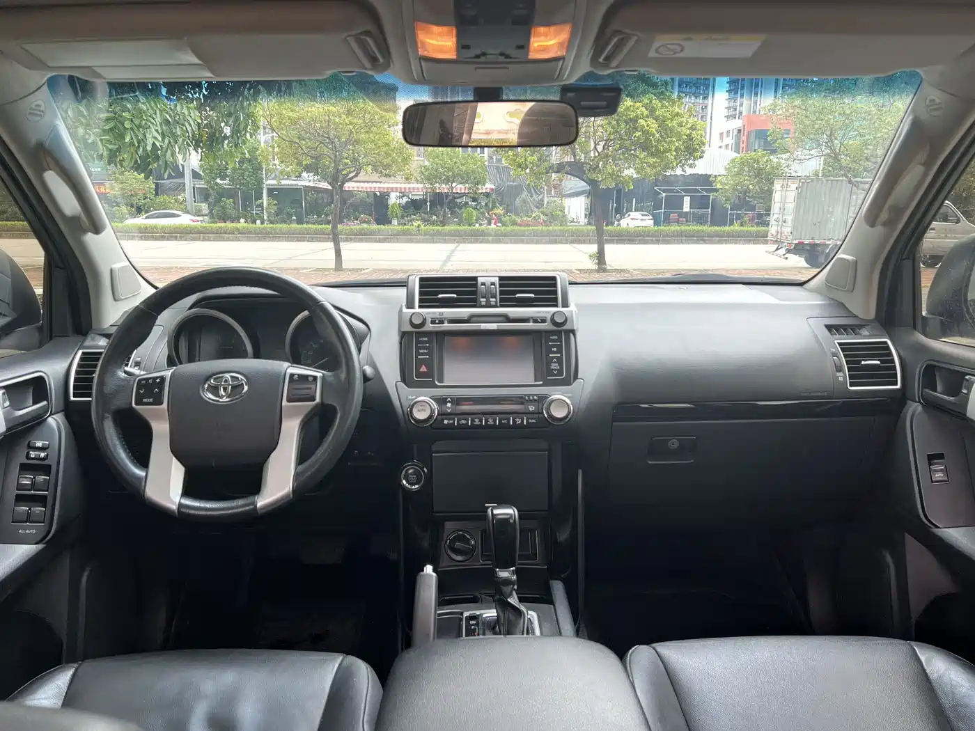Toyota Prado 2016 2.7L Auto Standard Edition фото 8