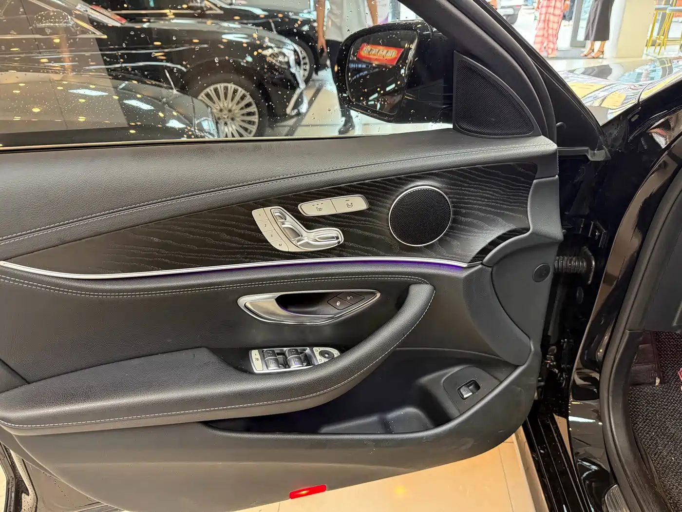 Mercedes-Benz E-Class 2017 E 300 L Sport Fashion фото 9
