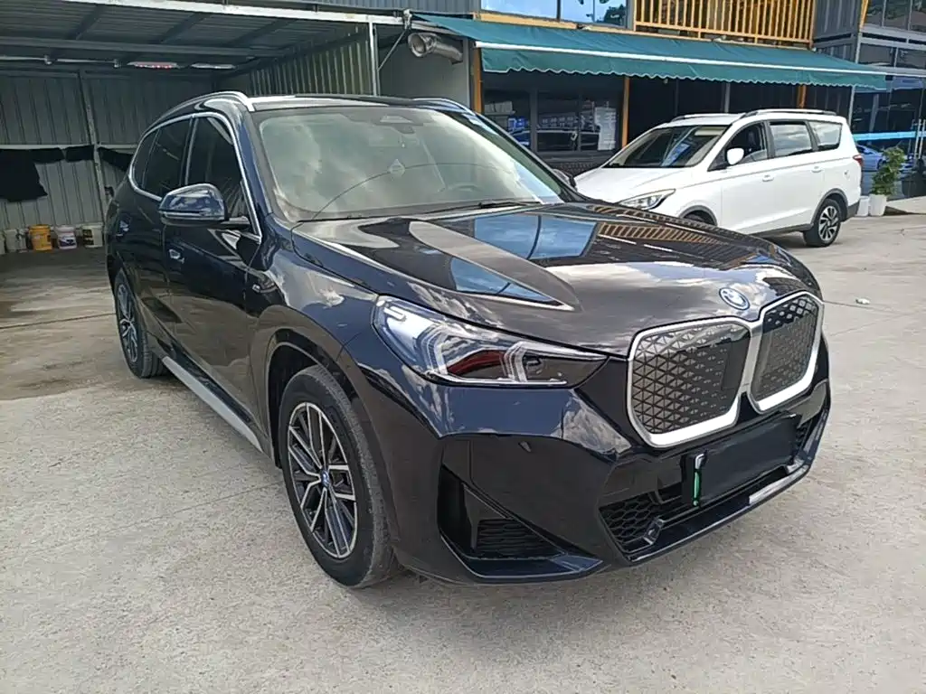 BMW iX1 2024 2023 eDrive25L M Sport Package