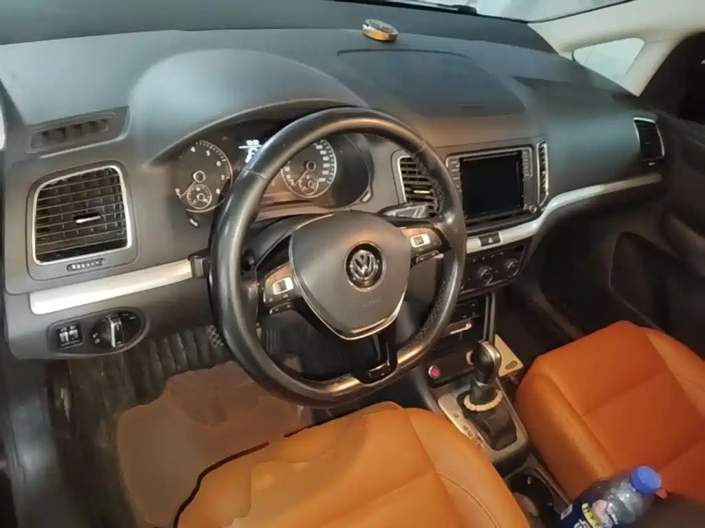 Volkswagen Sharan 2018 2018 Facelift 380TSI Comfort 6-seater