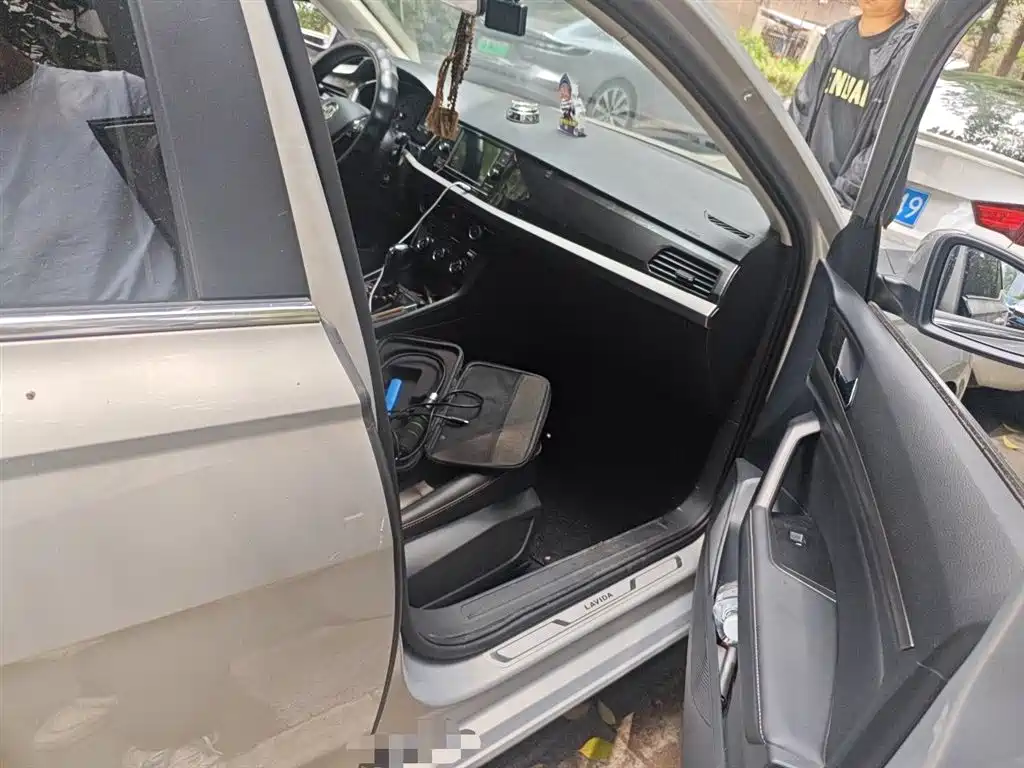 Volkswagen Lavida 2018 1.5L Automatic Comfort Version China V фото 21