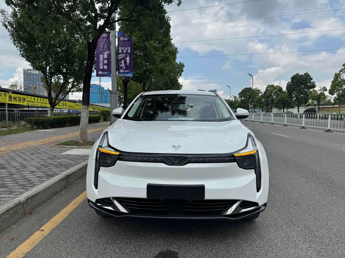 NEZHA AUTOMOBILE NEZHA U