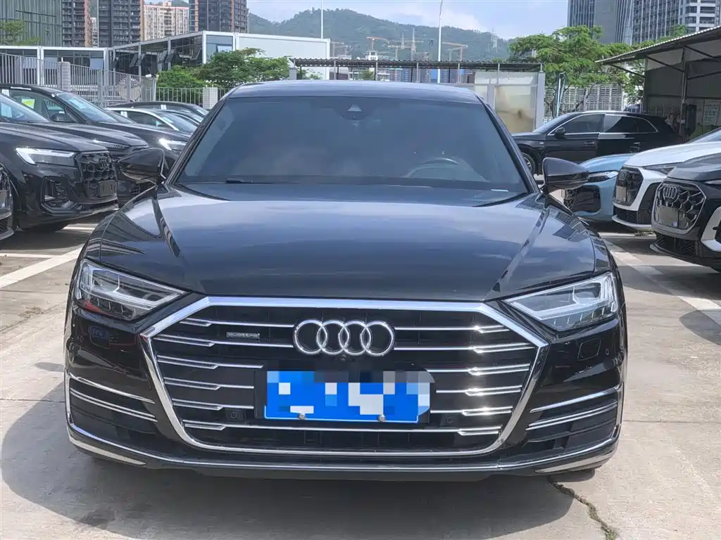Audi A8 2021 A8L 50 TFSI quattro Luxury фото 2