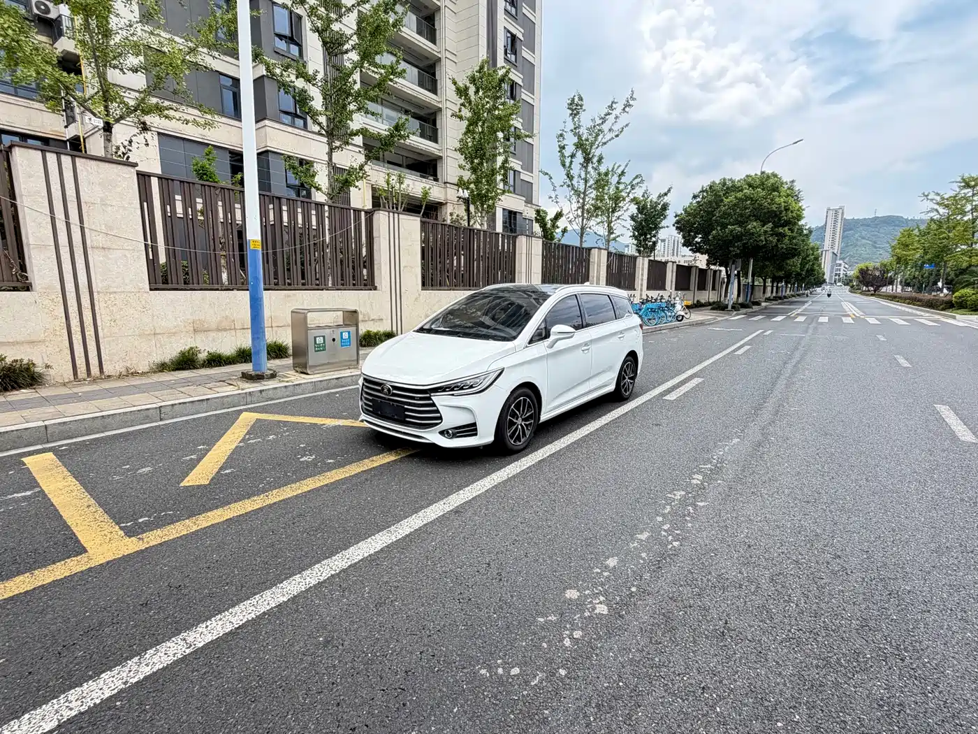BYD Song MAX 2017 2017 1.5T Auto Smart Elite 7-Seater