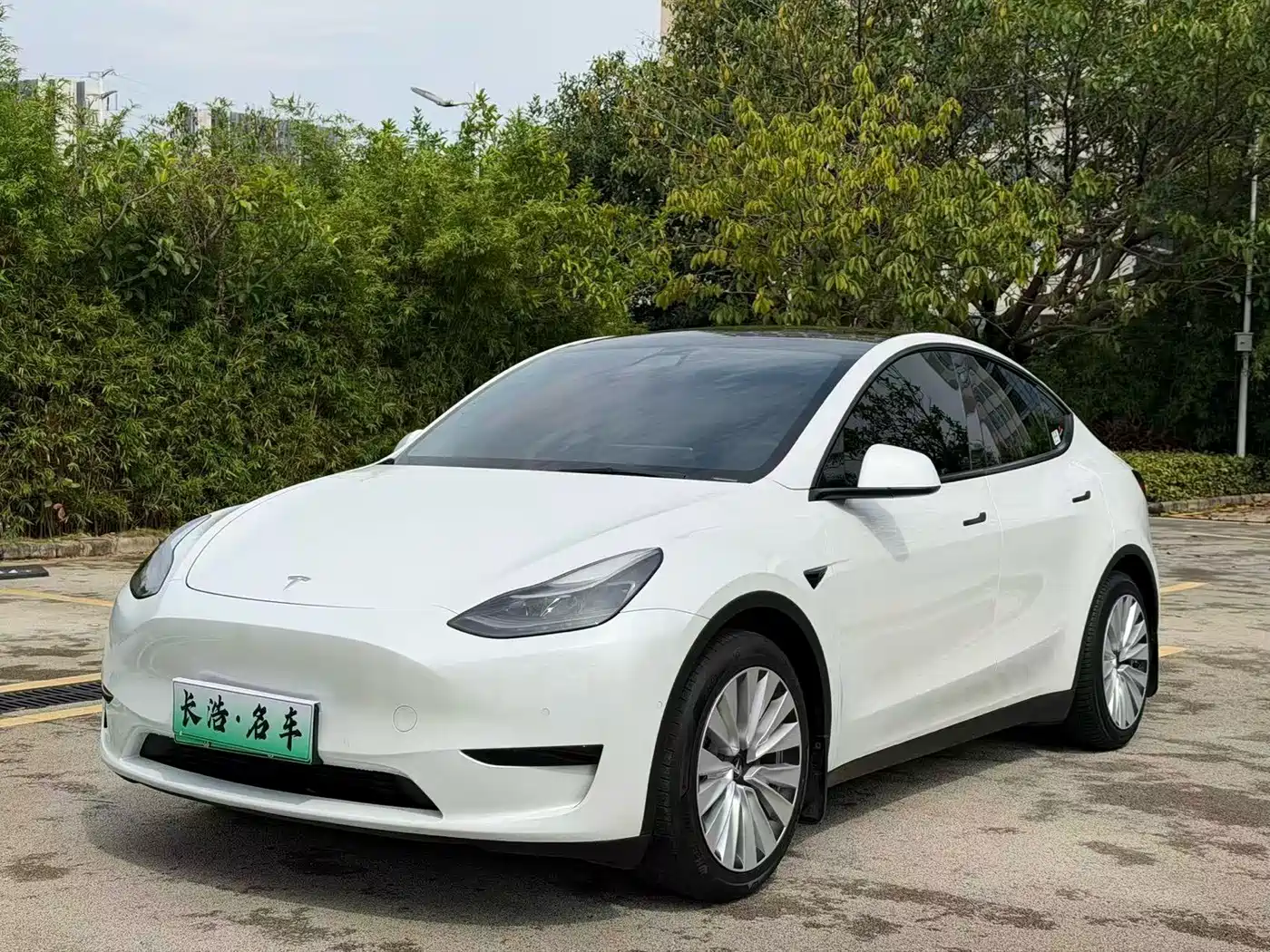 Tesla Model Y 2022