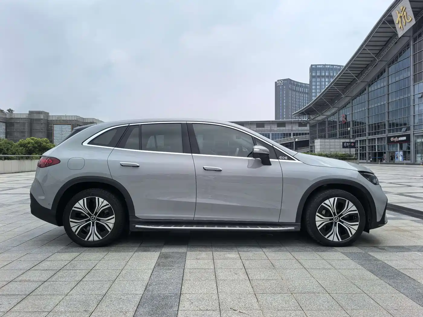 Mercedes-Benz EQE SUV 2023 2023 350 4MATIC Luxury Edition