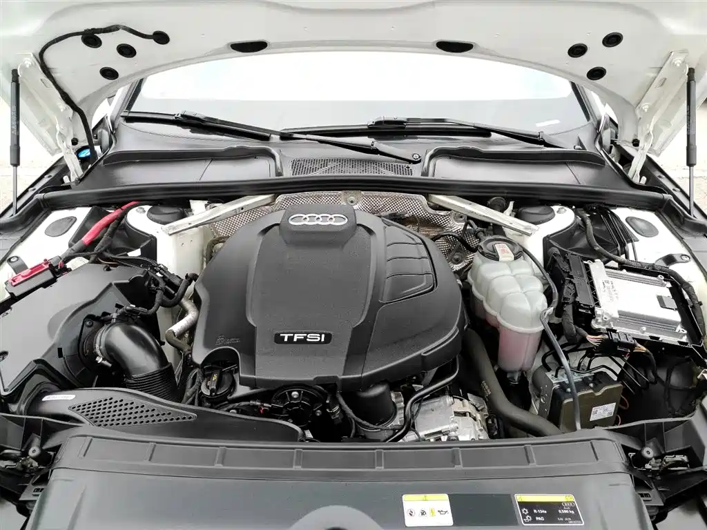 Audi A4L 2020 40 TFSI Luxury Dynamic фото 19