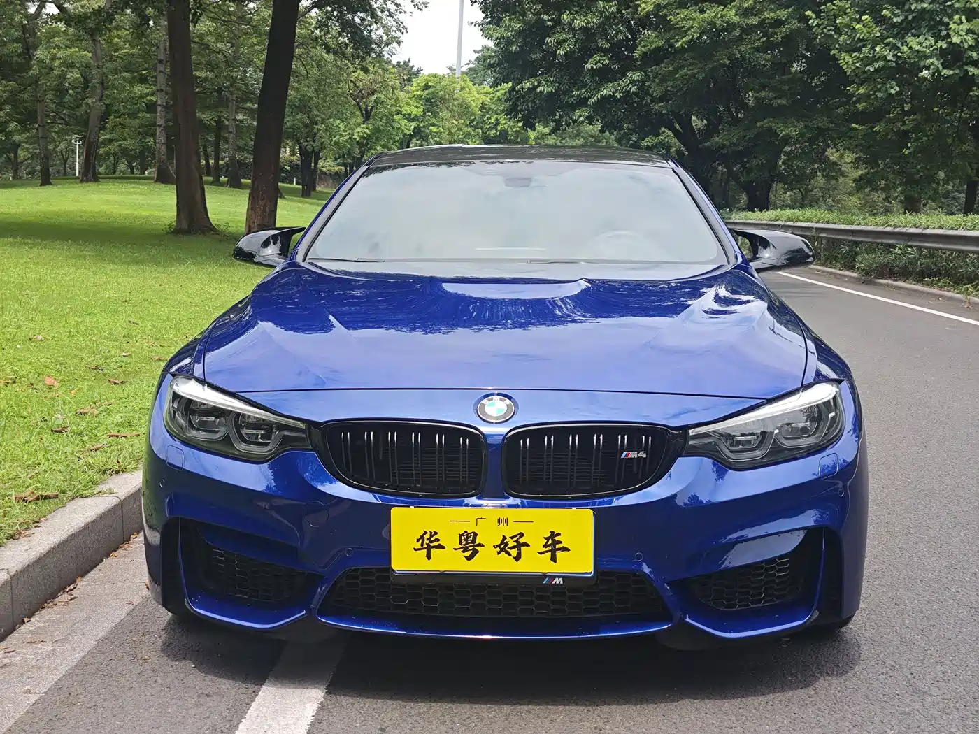 Photo 2 - BMW M4