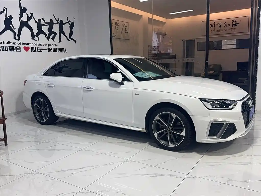 Audi A4L 2020 40 TFSI Fashion Dynamic Edition фото 4