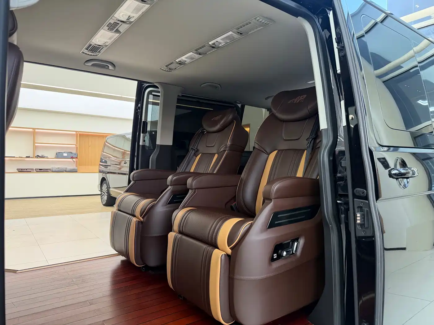 Volkswagen Caravelle, миниатюра 19