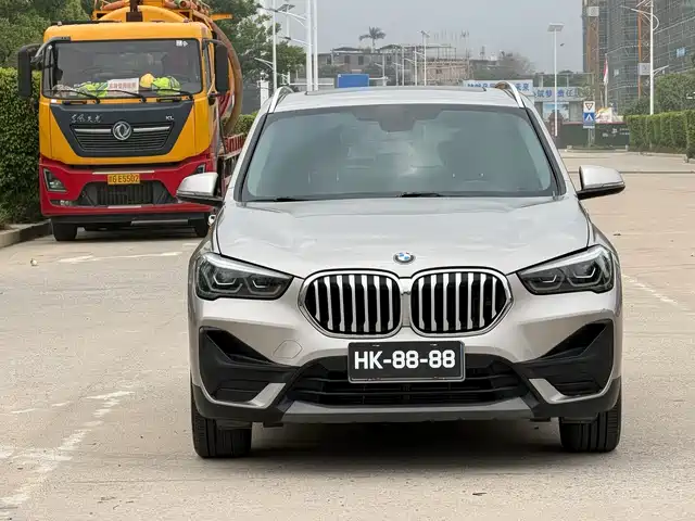 BMW X1 2020 sDrive20Li Fashion Model