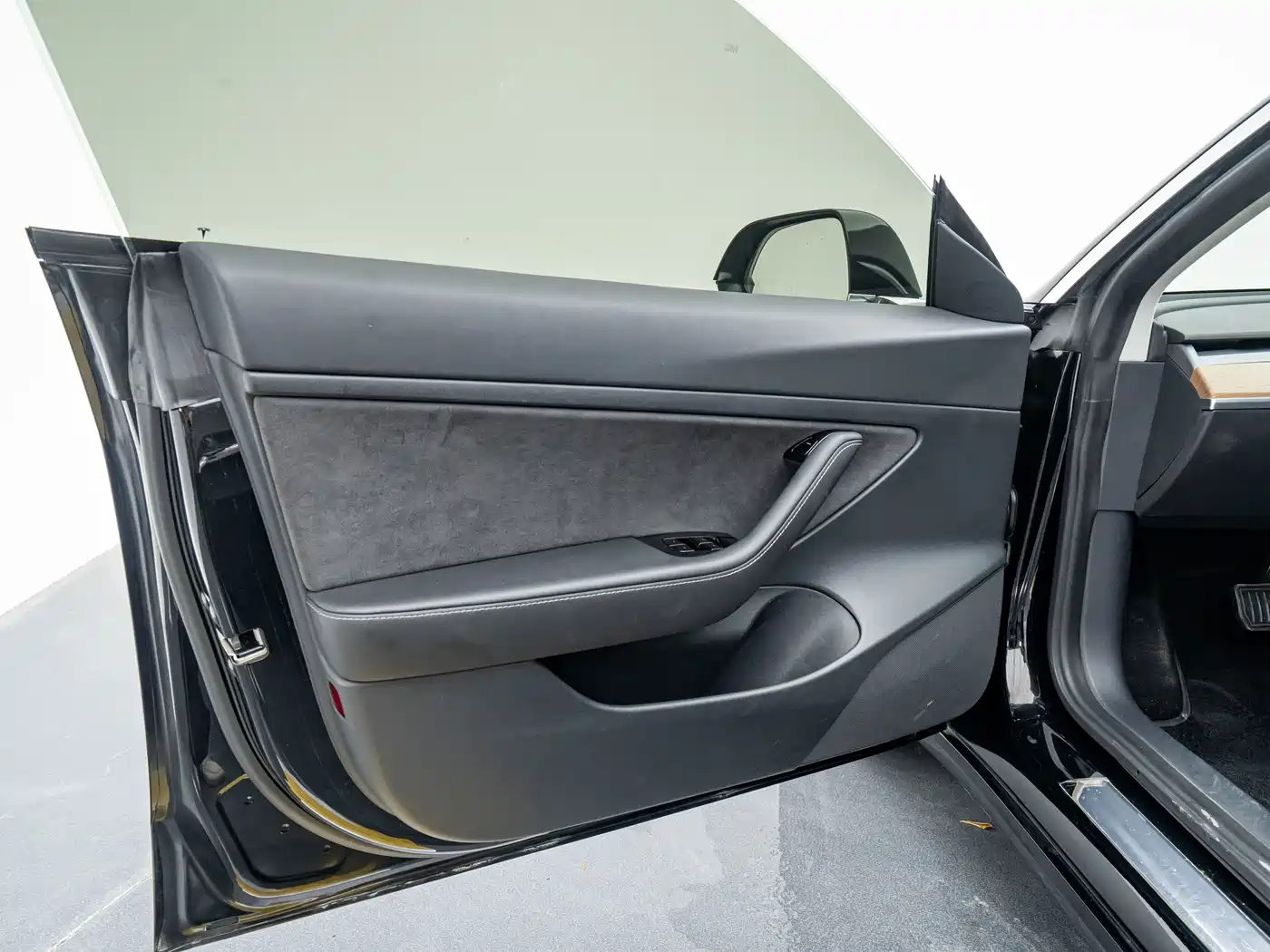 Tesla Model 3 2020 2020 Standard Range Rear-Wheel Drive Upgrade