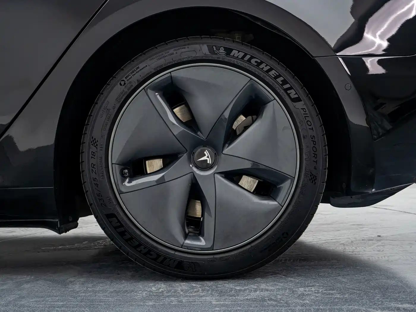 Tesla Model 3 2020 2020 Standard Range Rear-Wheel Drive Upgrade