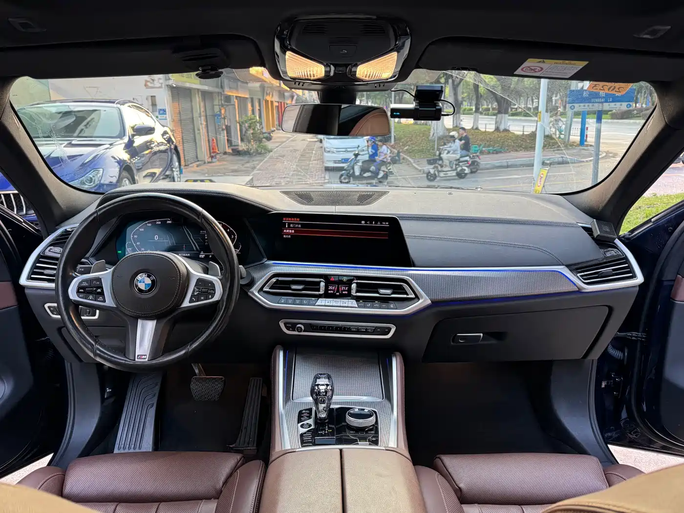 Фото 12 - BMW X6