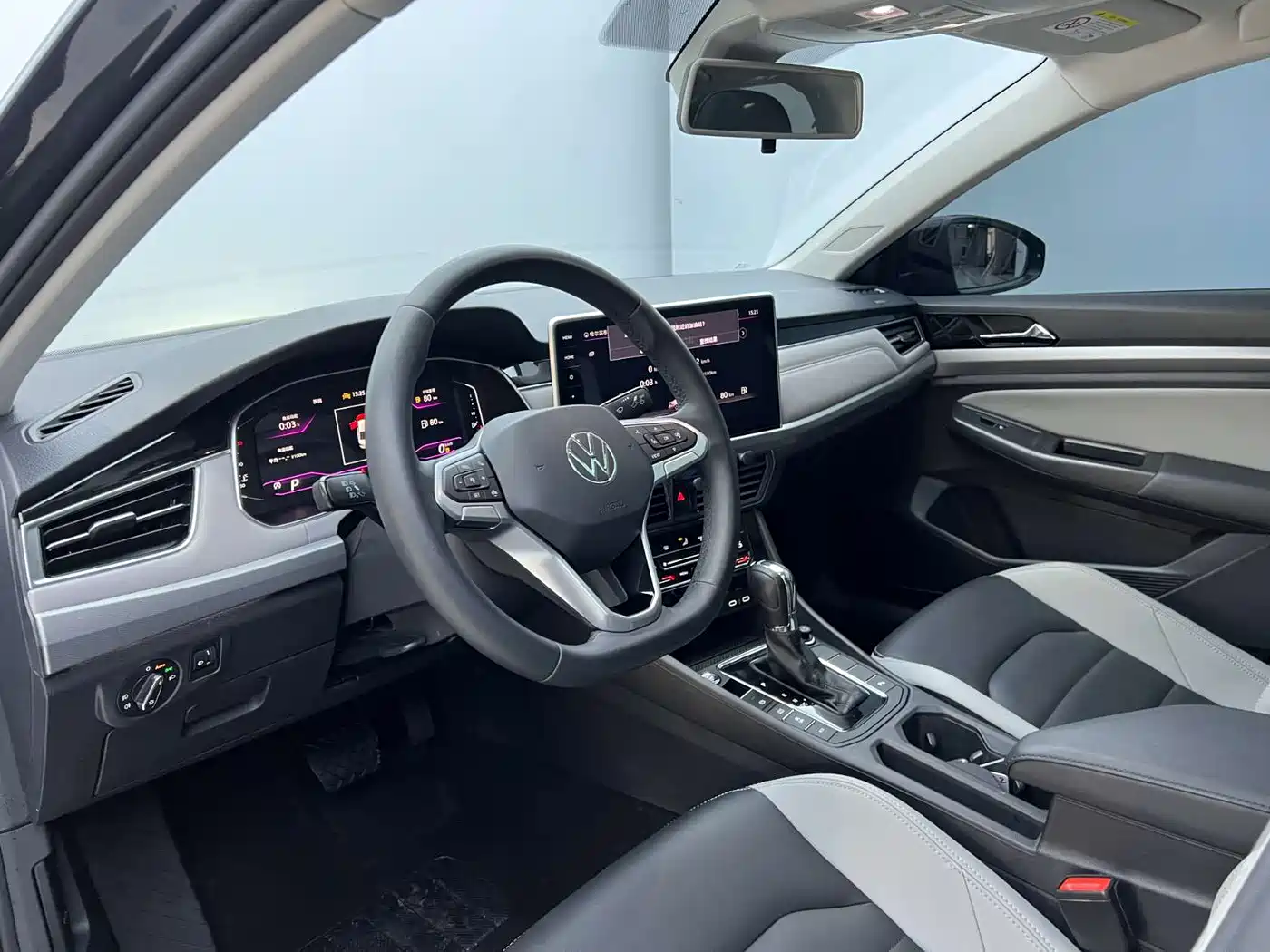 Volkswagen Bora 2023 280TSI DSG Prestige Edition фото 15