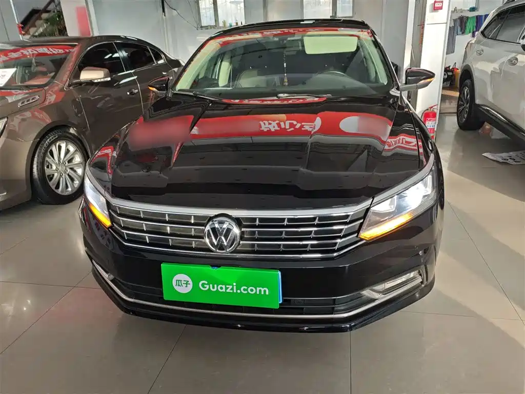 Volkswagen Passat 2017 330TSI DSG Prestige фото 3