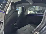 Фото 6 - Tesla Model 3
