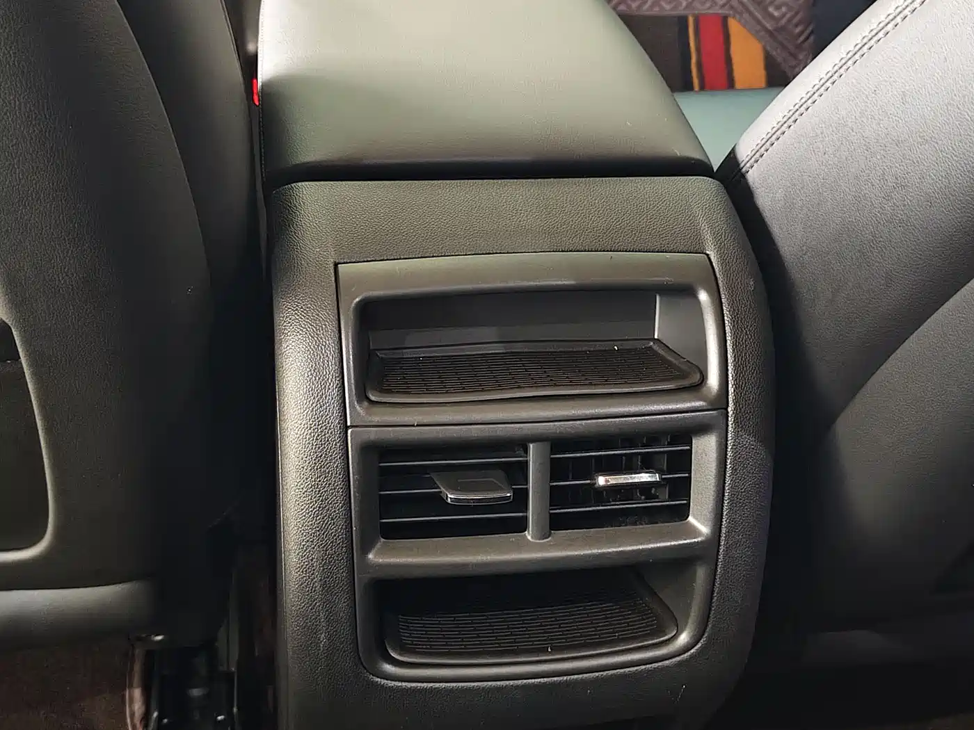 Cadillac XT5 2018 28T 4WD Luxury фото 13