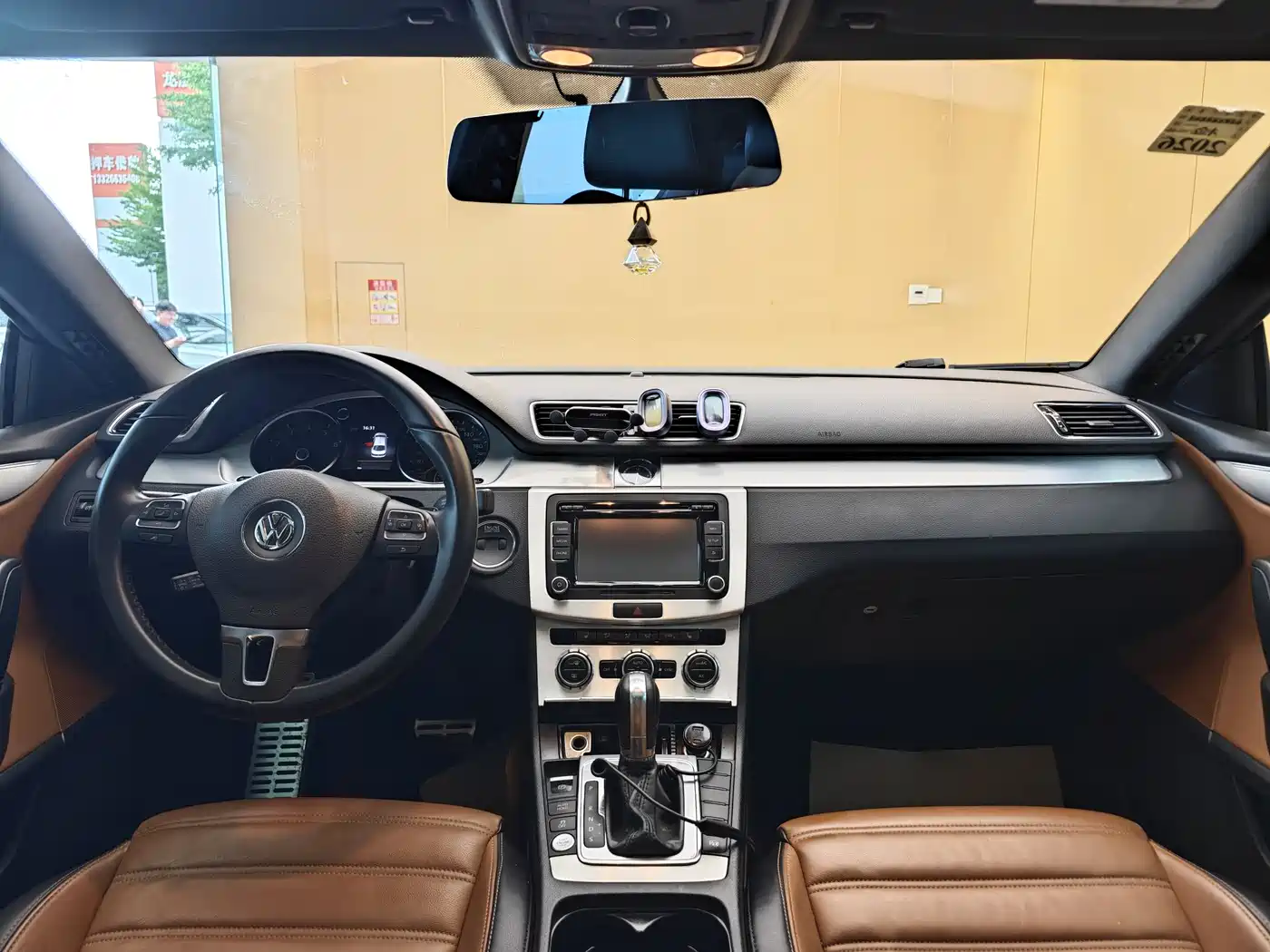 Volkswagen FAW-Volkswagen CC 2016 Model 1.8TSI Luxury фото 20