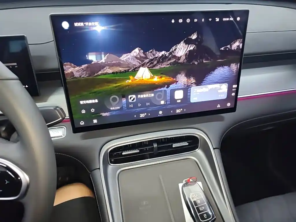 Chery Tiggo 8 PLUS 2026 2025 290TGDI DCT Luxury 5-seater