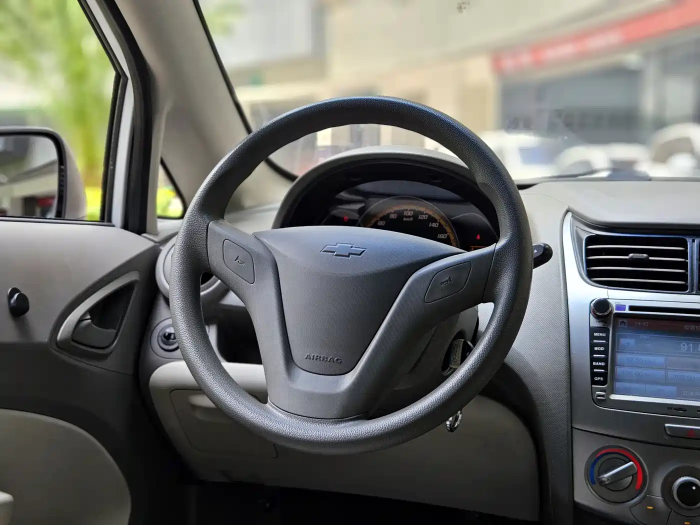 Chevrolet Sail 2013 Sedan 1.2L AMT Ideal Edition фото 12